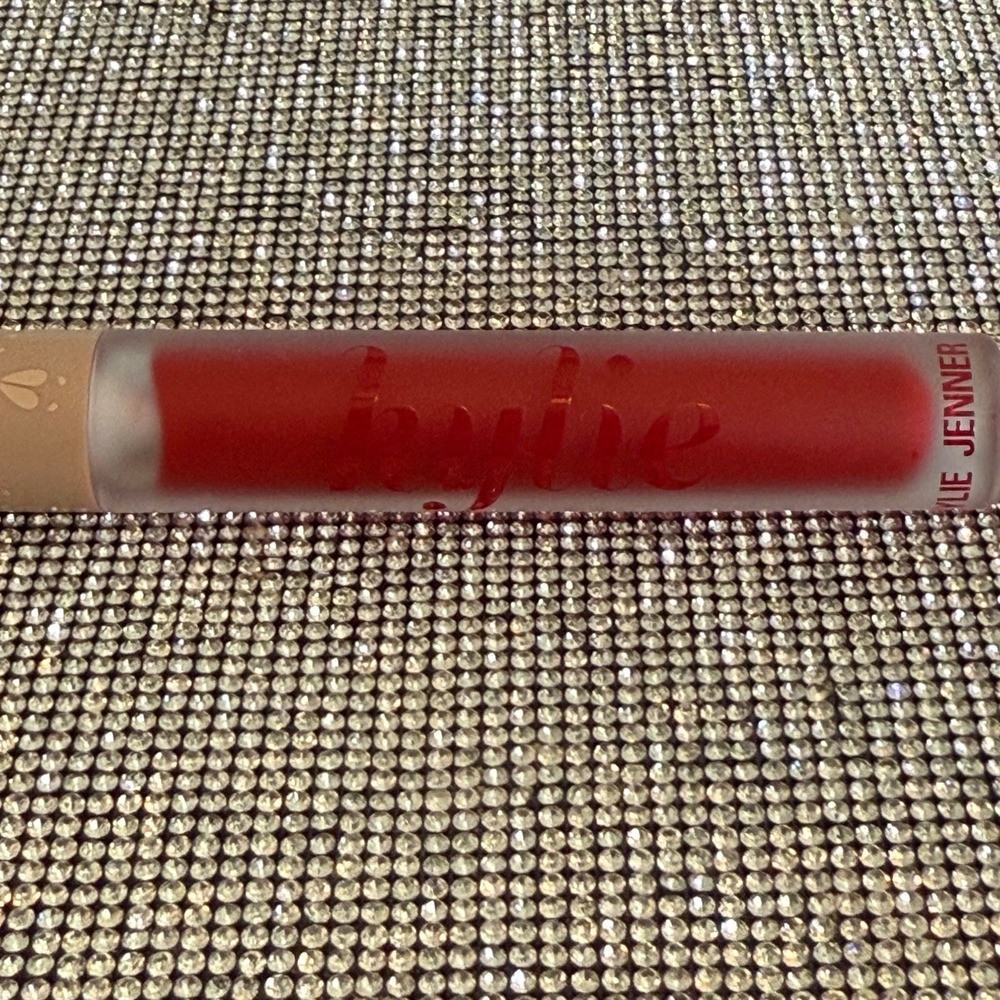 Kylie‎ Cosmetics Velvet Liquid Lipstick Limited Edition 405 Red Velvet ~ Holiday